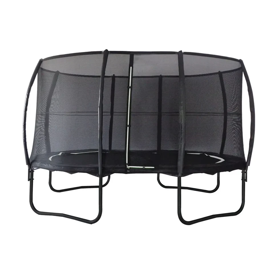 Duża owalna trampolina
